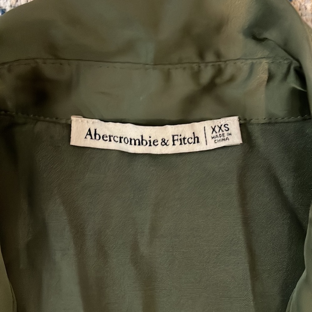 Abercrombie & Fitch Green Satin Long Sleeve Shirt Dress SZ XXS EUC - Picture 3 of 6